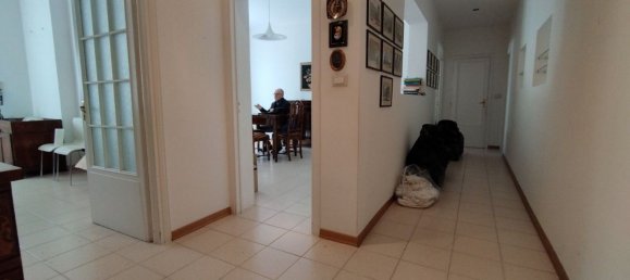 Квартира с 4 комнатами в Форново ди Таро, Италия № 277777 14