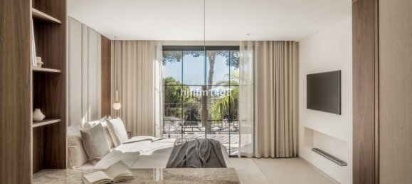 5 bedrooms Townhouse in Marbella, Spain No. 56635 13