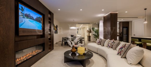 Apartamento de 3 dormitorios en Marbella, Spain No. 180902 11