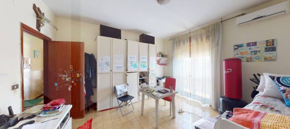 3 rooms Apartment in Pomigliano d'Arco, Italy No. 18500 7