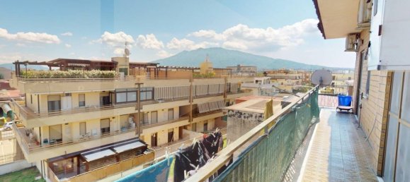 3 rooms Apartment in Pomigliano d'Arco, Italy No. 18500 4