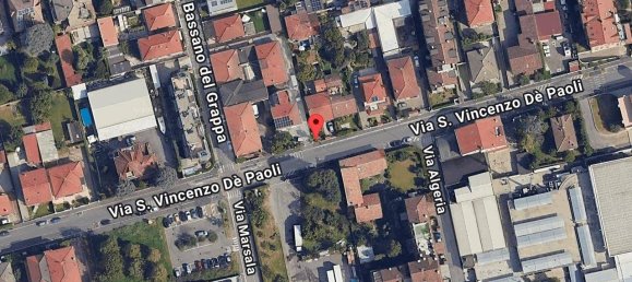 4 bedrooms Apartment in Desio, Italy No. 282980 14