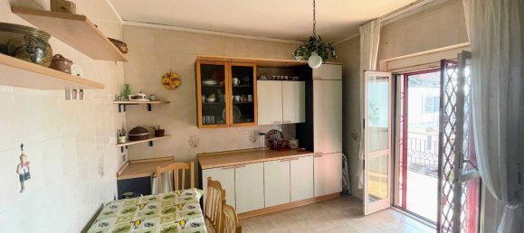 Apartamento de 2 habitaciónes en Naples, Italy No. 5666 9