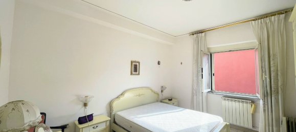Apartamento de 2 habitaciónes en Naples, Italy No. 5666 11