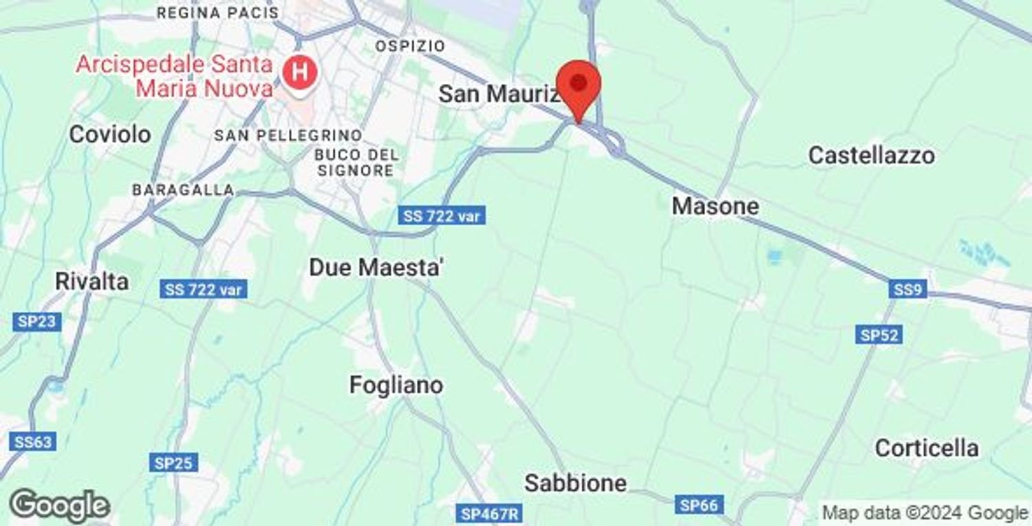 Escritório em Reggio Emilia, Italy 310 m² N.º 78844