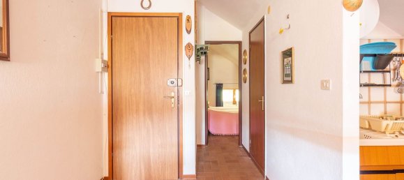 2 rooms Apartment in Urbe, Italy No. 305483 6