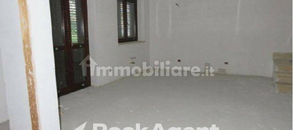 2 Schlafzimmer Villa in Scoppito, Italy, Nr. 293634 4