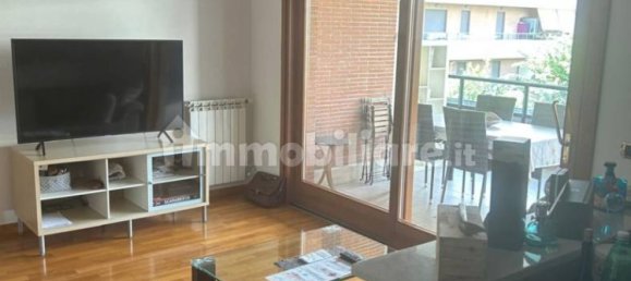 1 bedroom Apartment in Rome, Italy No. 306105 2