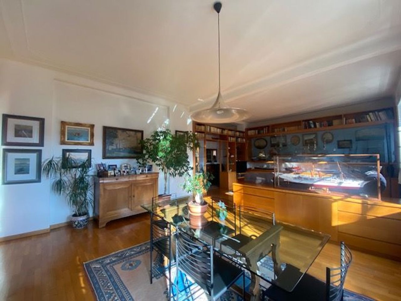 Квартира с 4 комнатами в Комо, Италия № 279412