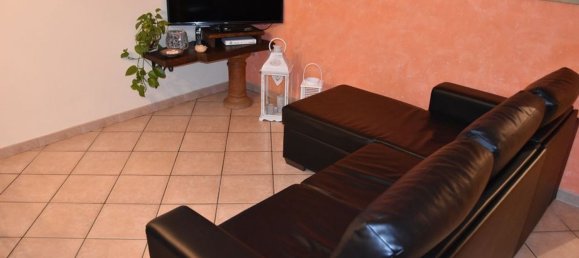 3-Zimmer Wohnung in Massa, Italy, Nr. 50446 3