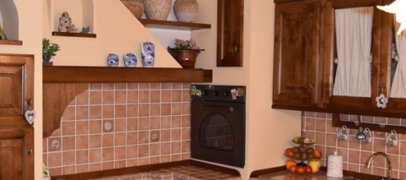 3-Zimmer Wohnung in Massa, Italy, Nr. 50446 4