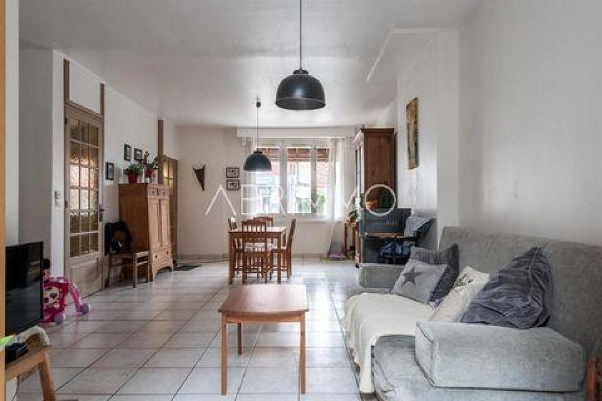 Дом с 3 спальнями в Лилль, Франция № 28131