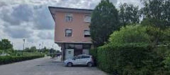 4 rooms Apartment in Chiarano, Italy No. 212793 6