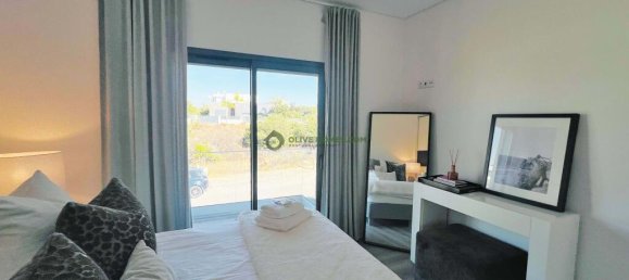 3 Schlafzimmer Villa in Quarteira, Portugal, Nr. 110352 40