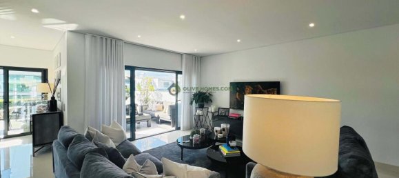 3 Schlafzimmer Villa in Quarteira, Portugal, Nr. 110352 20