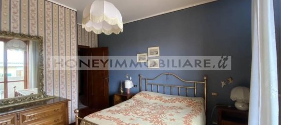 3 rooms Apartment in Fidenza, Italy No. 33752 9
