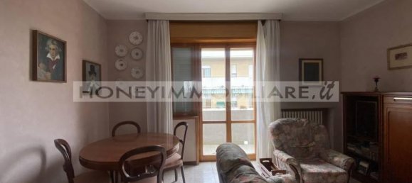3 rooms Apartment in Fidenza, Italy No. 33752 4