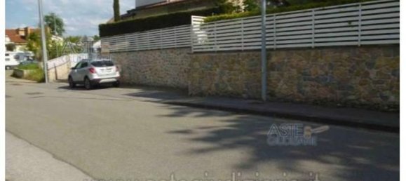 3 bedrooms House in Serravalle Pistoiese, Italy No. 342634 18