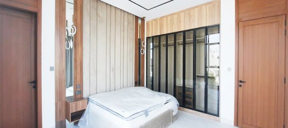 7 bedrooms Villa in Abu Dhabi, UAE No. 37995 6