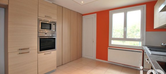 4 bedrooms House in Ouzouer-sur-Trezee, France No. 249092 6