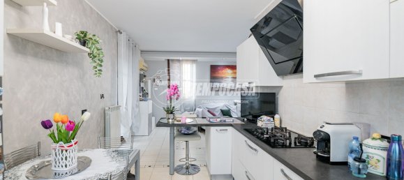 2 Schlafzimmer Wohnung in Cerro al Lambro, Italy, Nr. 67868 16