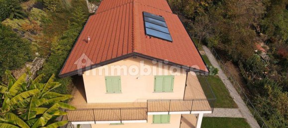 2 bedrooms Apartment in Argegno, Italy No. 57454 4