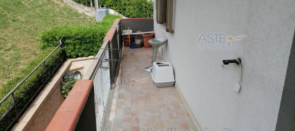 Квартира с 5 комнатами в Атри, Италия № 294270 9