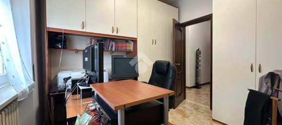4 rooms Apartment in Palazzolo sull'Oglio, Italy No. 7401 18