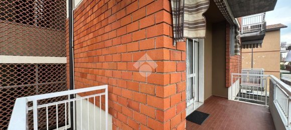 4 rooms Apartment in Palazzolo sull'Oglio, Italy No. 7401 13