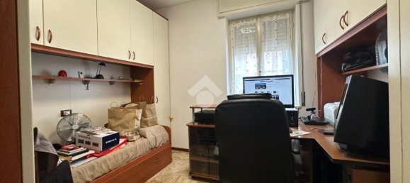 4 rooms Apartment in Palazzolo sull'Oglio, Italy No. 7401 4