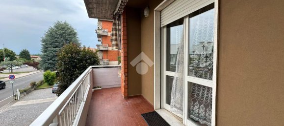 4 rooms Apartment in Palazzolo sull'Oglio, Italy No. 7401 8