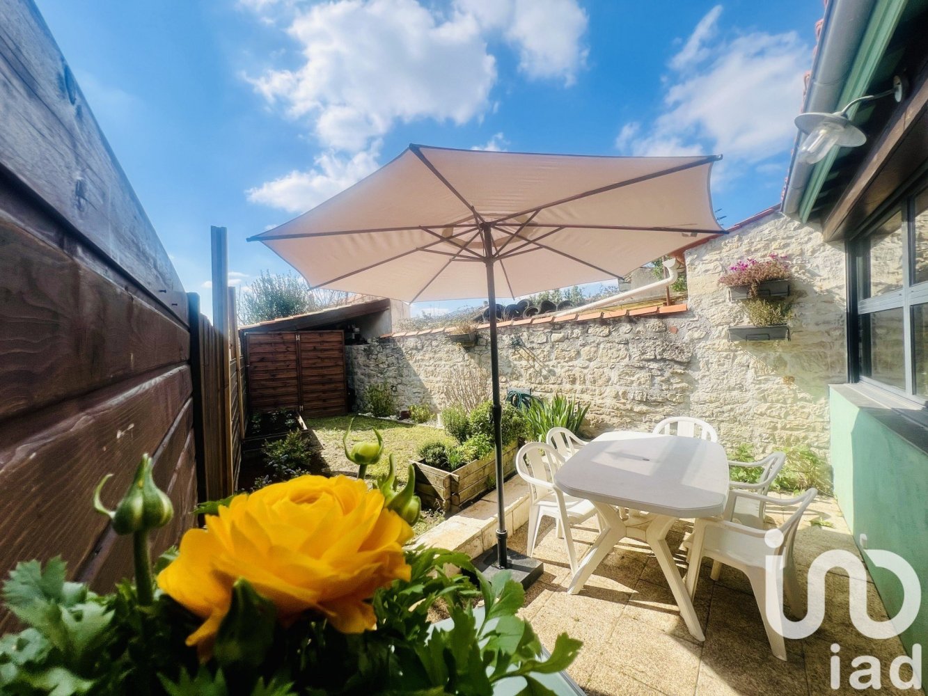 3 Schlafzimmer Stadthaus in Andilly, France, Nr. 95876