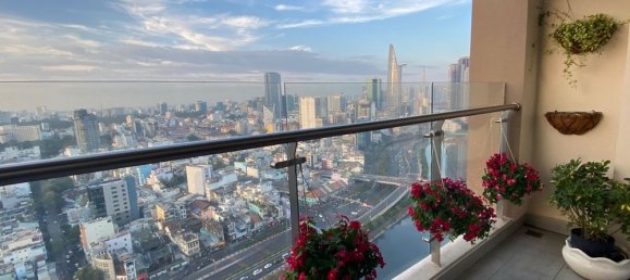 3 bedrooms Apartment in District 4, Vietnam No. 18111 2