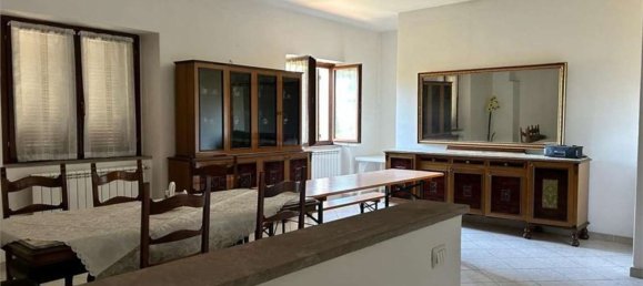 Дом с 6 комнатами в Фолиньо, Италия № 134029 11