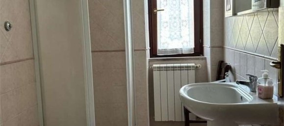 Дом с 6 комнатами в Фолиньо, Италия № 134029 14