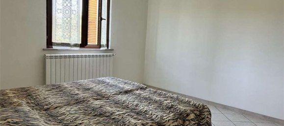 Дом с 6 комнатами в Фолиньо, Италия № 134029 9