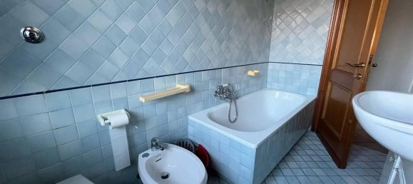 2-Zimmer Wohnung in Rome, Italy, Nr. 36129 12