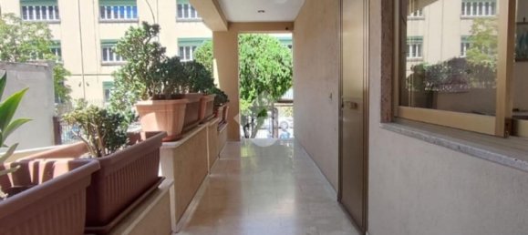 4 rooms Apartment in Palermo, Italy No. 263452 3