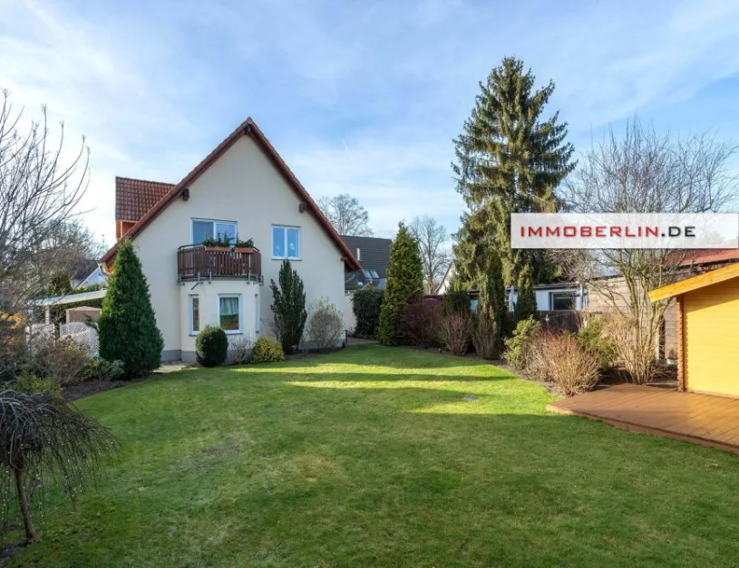 8 rooms House in Brandenburg, Germany No. 23861