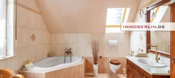 8 rooms House in Brandenburg, Germany No. 23861 15