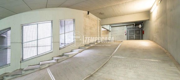 1 room Garage in Milan, Italy No. 242327 14