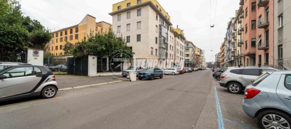 1 room Garage in Milan, Italy No. 242327 21