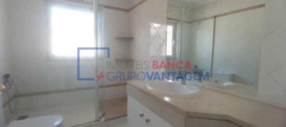 Casa de 3 dormitorios en Cascais, Portugal No. 179150 19