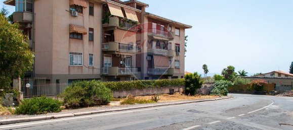 3 Schlafzimmer Wohnung in Catania, Italy, Nr. 272537 4