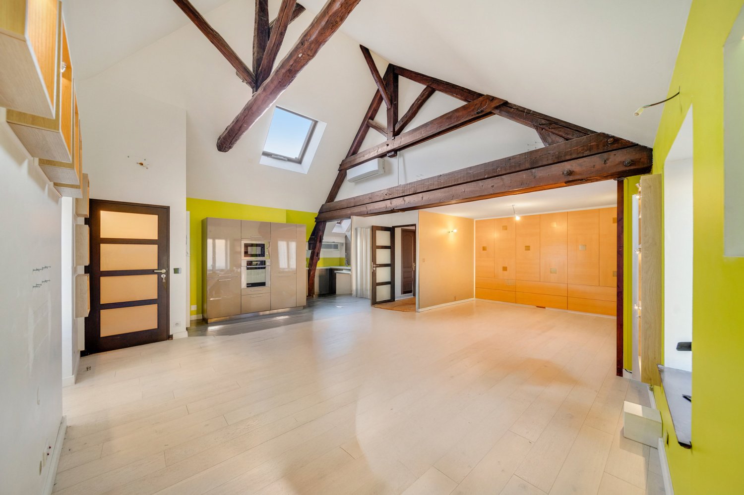 2 Schlafzimmer Doppelhaus in Chenove, France, Nr. 44263