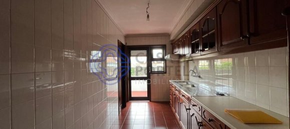 2 Schlafzimmer Wohnung in Porto, Portugal, Nr. 43996 2