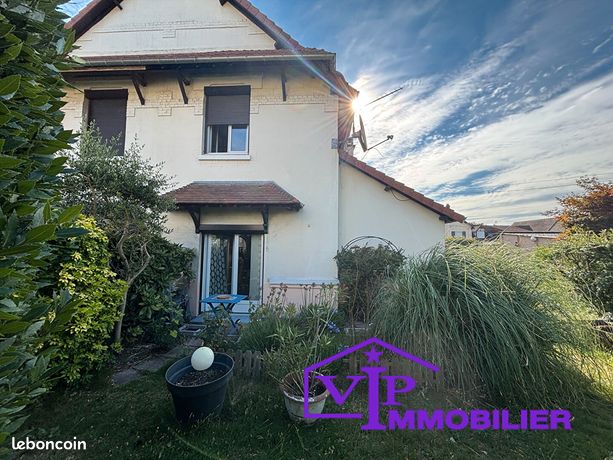 2 Schlafzimmer Haus in Saint-Etienne-du-Rouvray, France, Nr. 353038