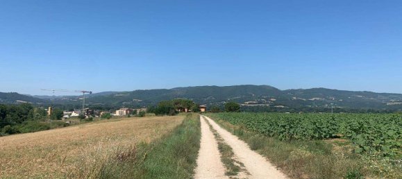 8163m² Land in Todi, Italy No. 162276 4