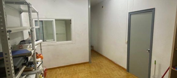 28m² Commercial property in Sants-Montjuic, Spain No. 171347 3