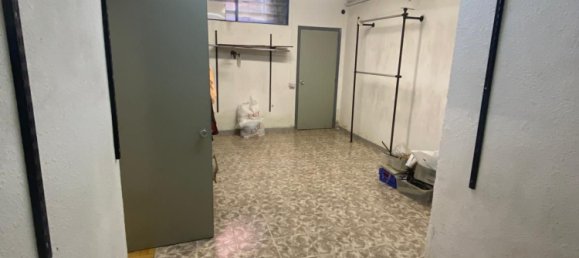 28m² Commercial property in Sants-Montjuic, Spain No. 171347 7